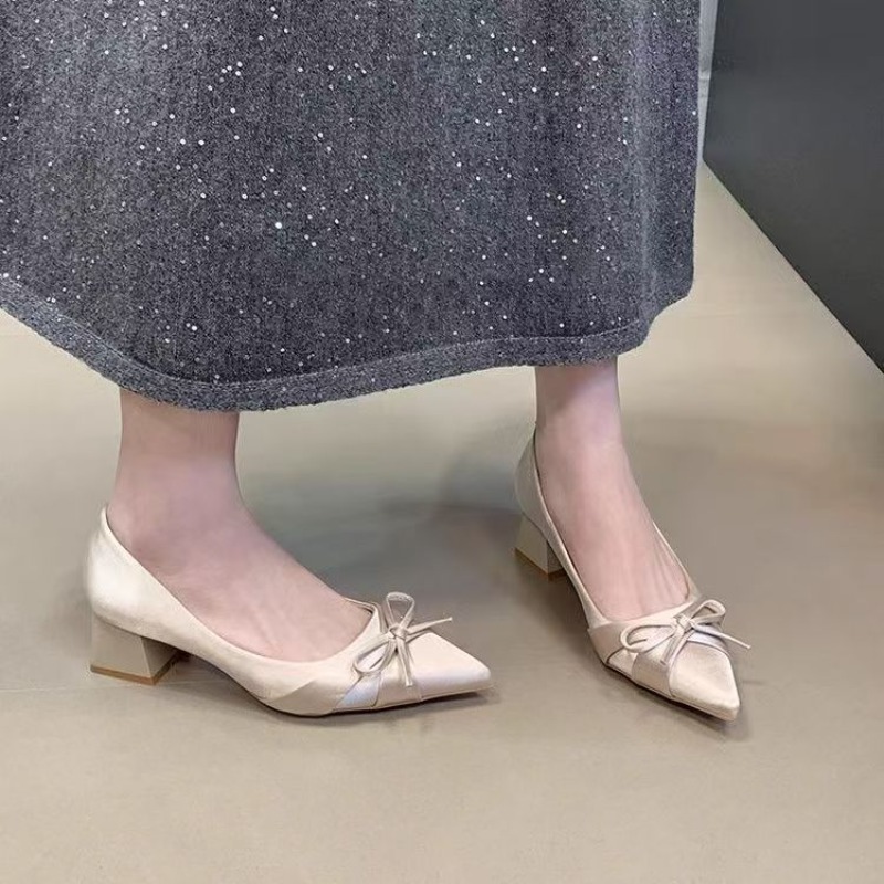 Fashion Women Belt - Retro Mid-length Single Shoes Spring and