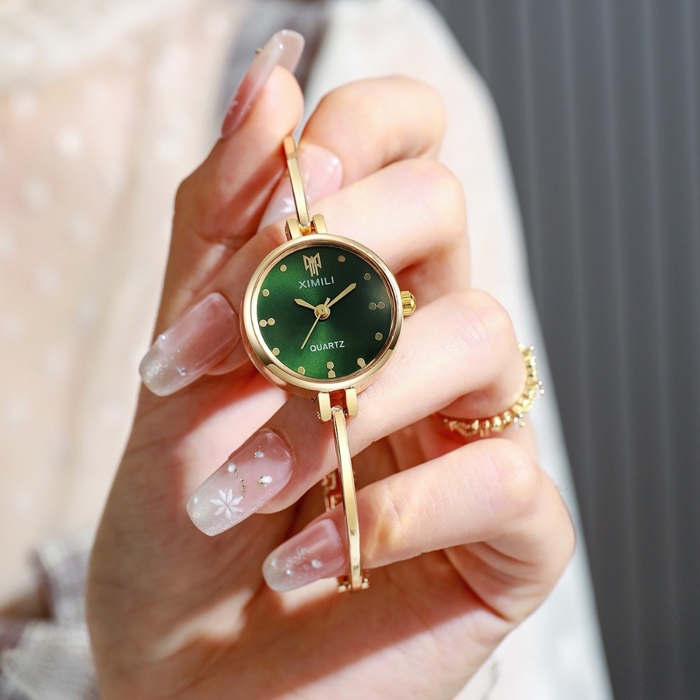 Women'S Fashion Digital Watch - Fashion Square-shaped Dial Pearl Watch Open