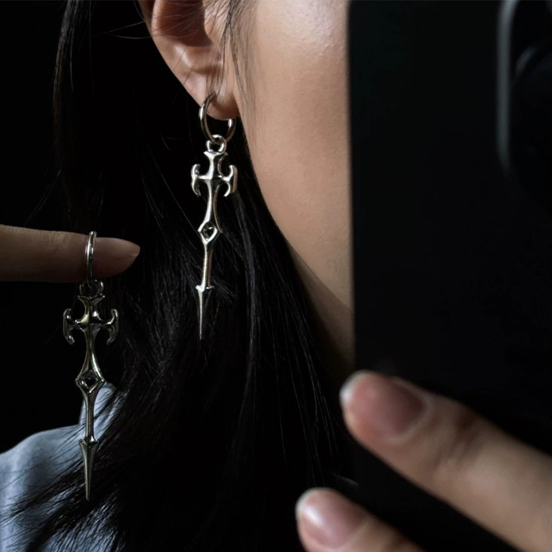 Edgy Cross Sword Hoop Earrings - огляд і ціна Women'S Fashion Edgy