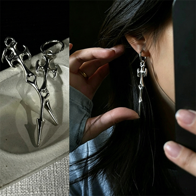 Edgy Cross Sword Hoop Earrings - огляд і ціна Women'S Fashion Edgy