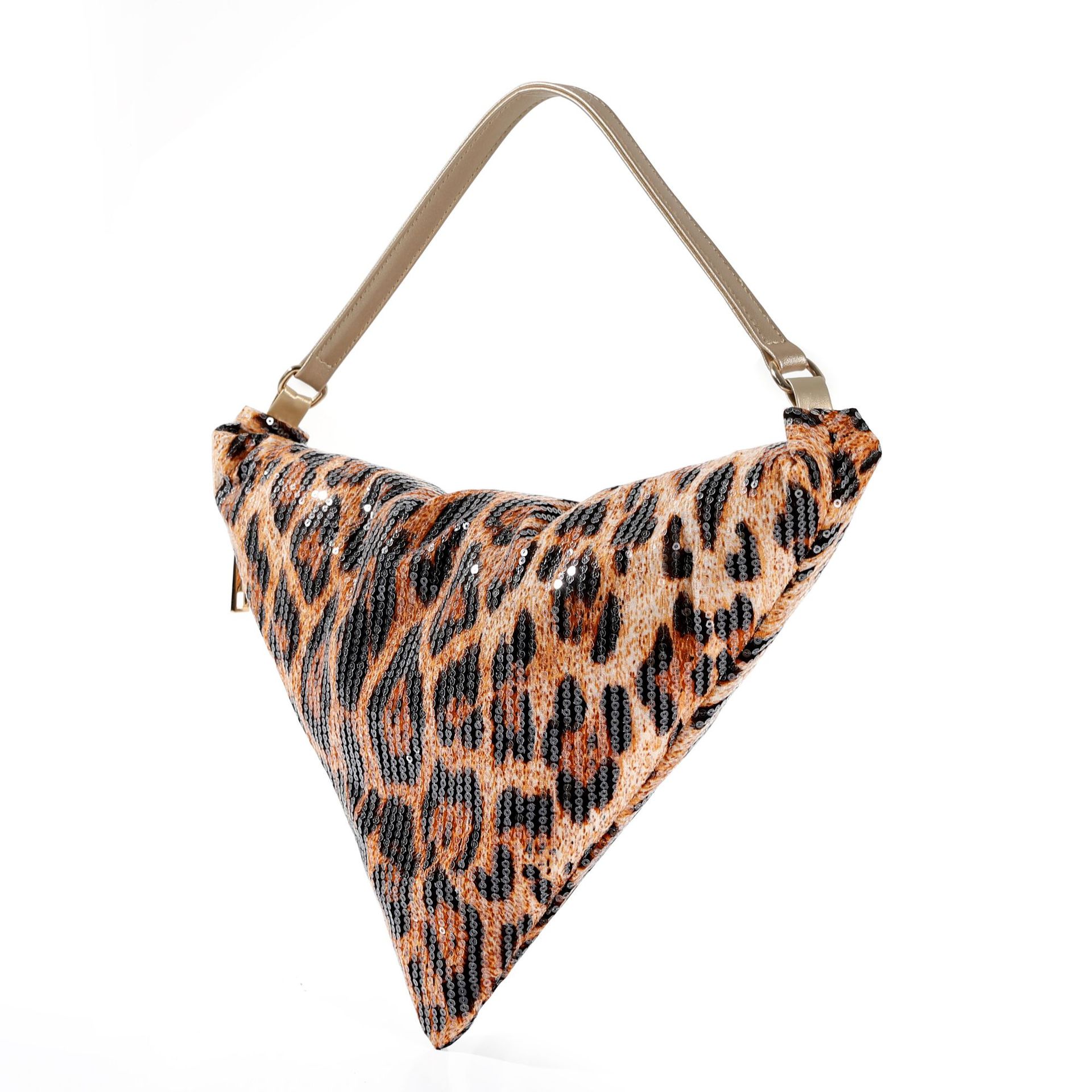 Leopard print crescent bag sho - огляд і ціна Women'S Fashion Trends 2026 Spring Summer