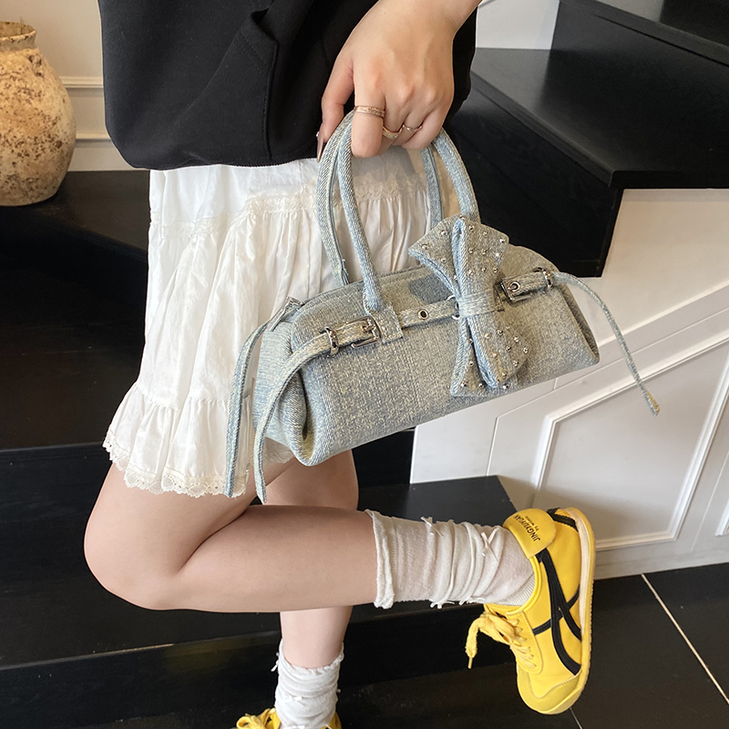 Sweetie Bowknot Small Bowling  - огляд і ціна Women'S Fashion Boutique
