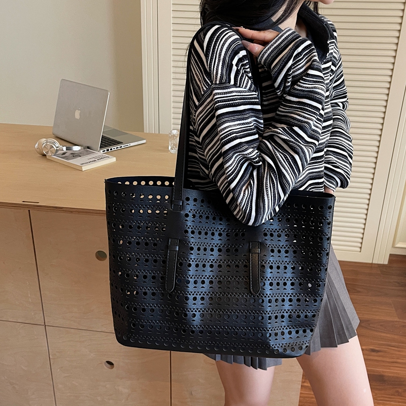 Large Size Shoulder Tote Bags  - огляд і ціна Women'S Fashion Boutique